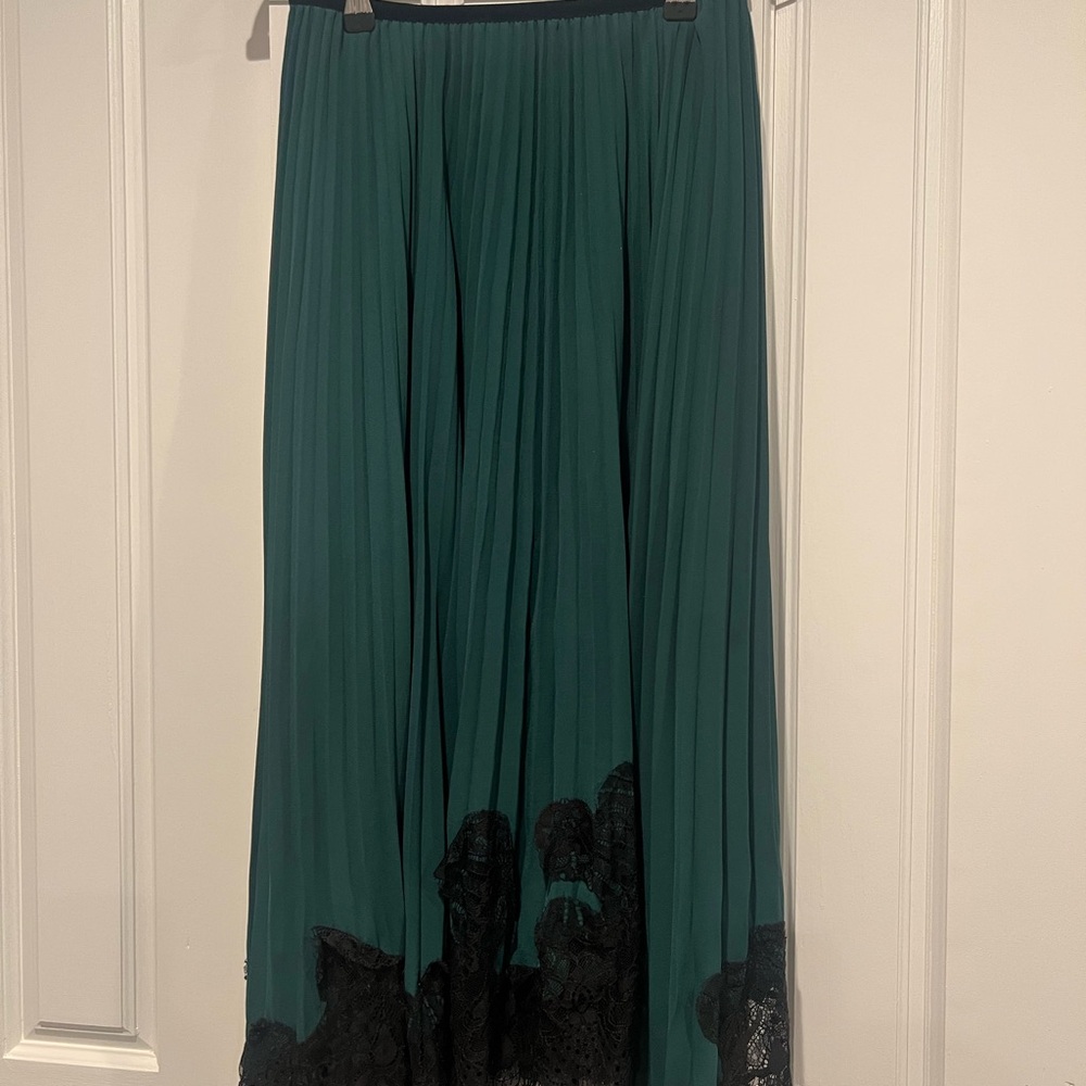 Zara green Maxi Skirt with Black Lace